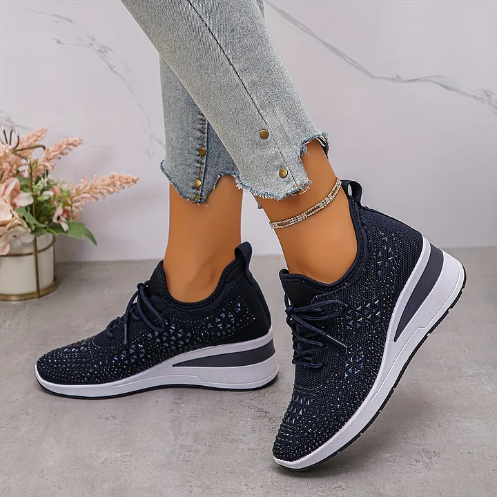 Jorelle™ Crystal Comfort Trainer - Image 12