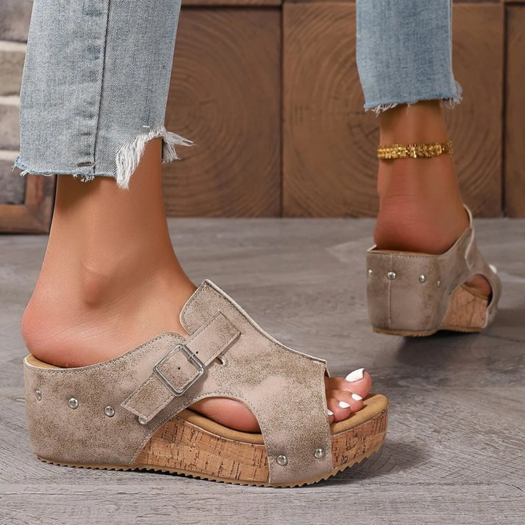 Tansy™ Luxe Arch Sandals